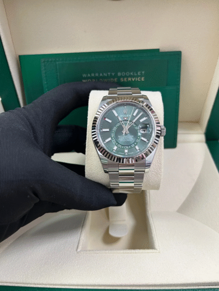 Super Clone Rolex Sky-Dweller Green Dial 336934 with White Gold Bezel