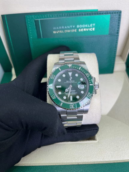 1:1 Super Clone Rolex Submariner Hulk replica watch with green dial and green Cerachrom bezel – Ref 116610LV