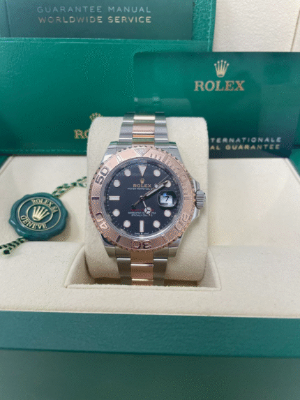 Replica Rolex Yacht-Master 126621 Two-Tone Everose Gold and Black Dial